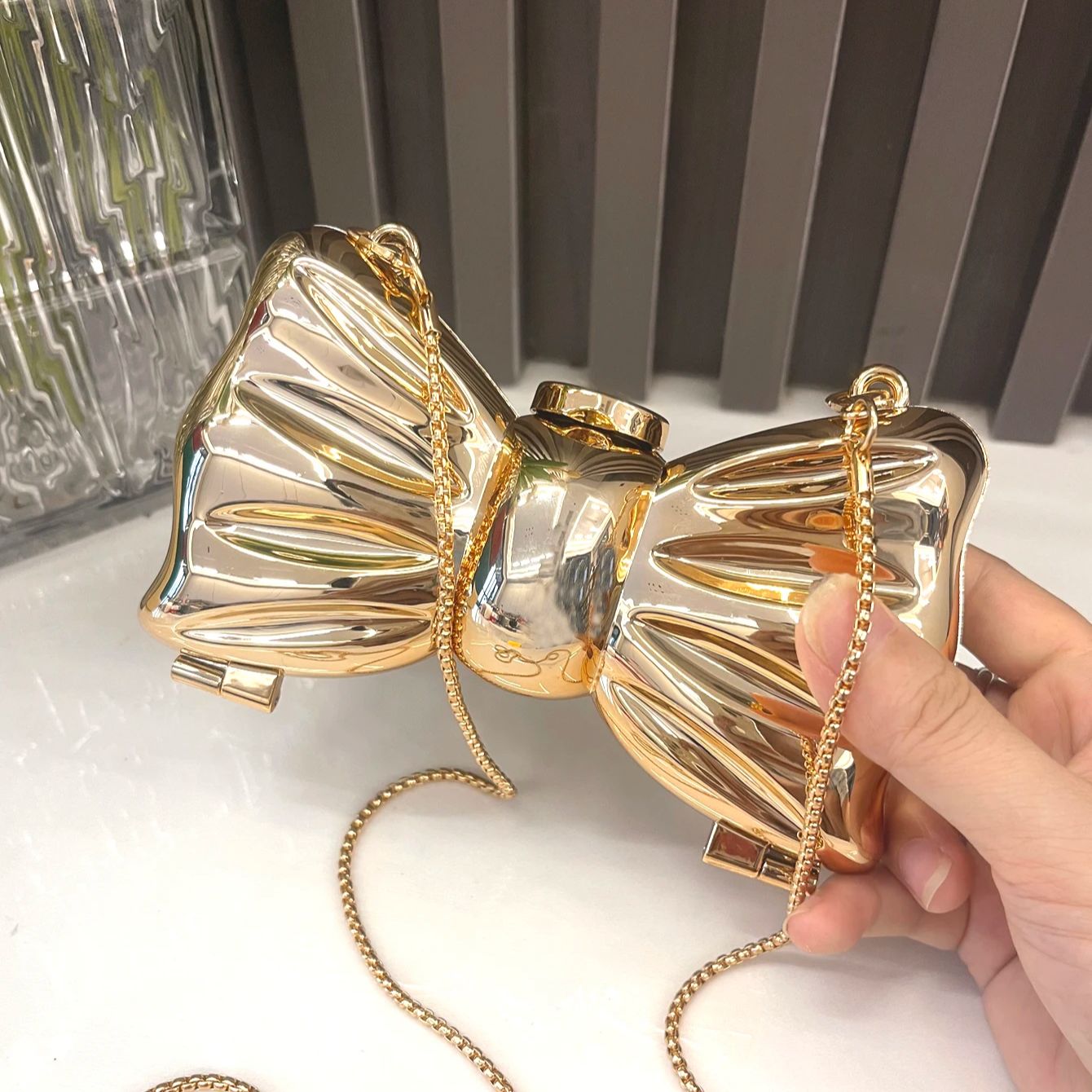 Luxury Bags Reseller - Sac de soirée doré sacs à