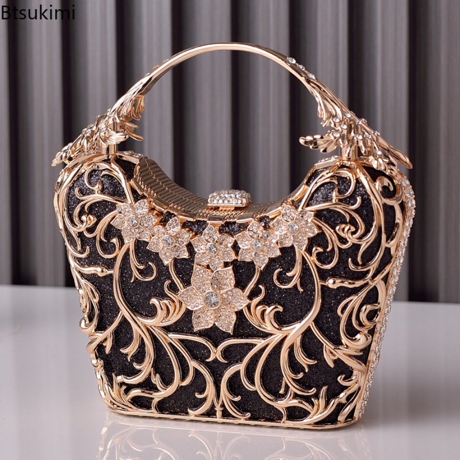 Luxury Bags Reseller - Sacs de soirée en métal ajouré