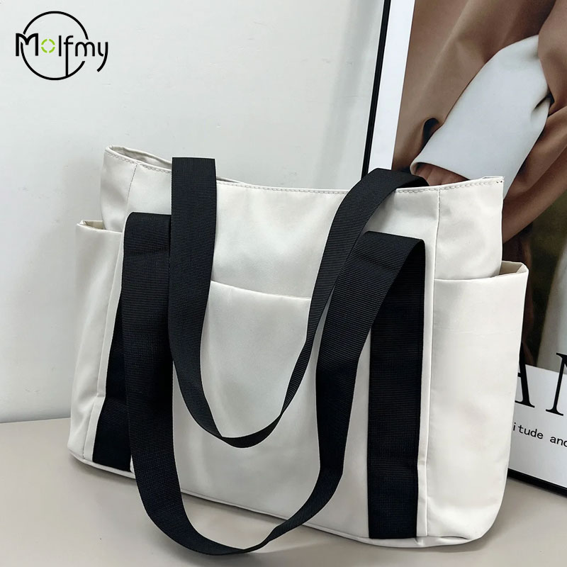 Sac à main en Nylon pour femme - Luxury Bags Reseller avis et prix