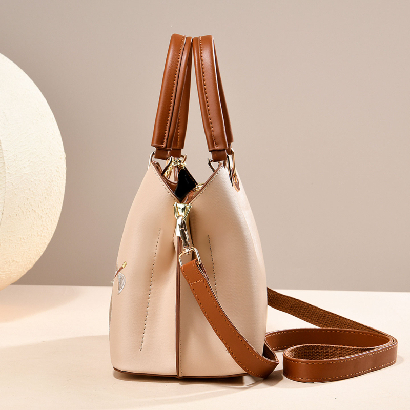 Sacs à main brodés de style ch - Luxury Bags & Leather Repair Of Atlanta Photos avis et prix