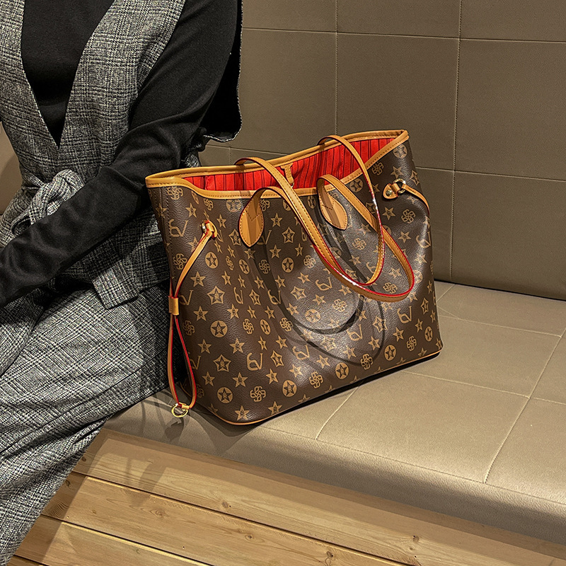 Sac à langer élégant en cuir,  - Luxury Bags Lv avis et prix