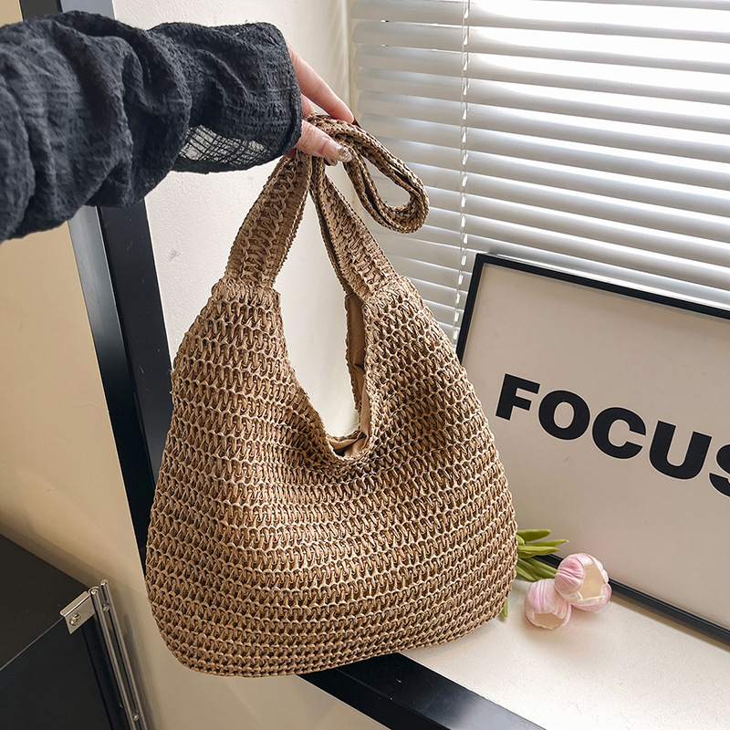 Sac fourre-tout en rotin tress - Luxury Beach Bags Ysl avis et prix