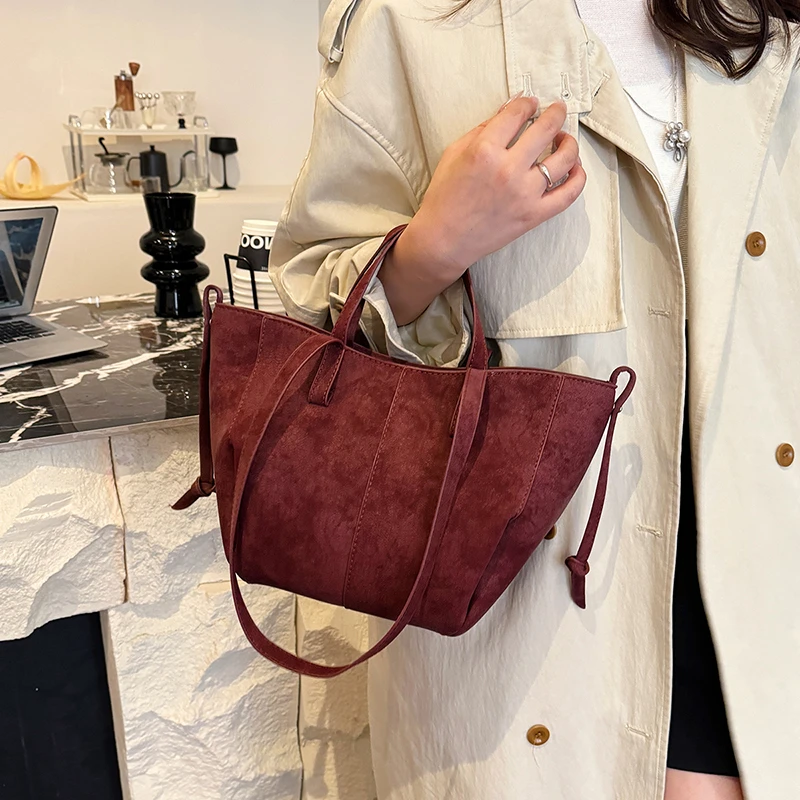 Sac à bandoulière à loquet en  - Luxury Bags For Sale avis et prix