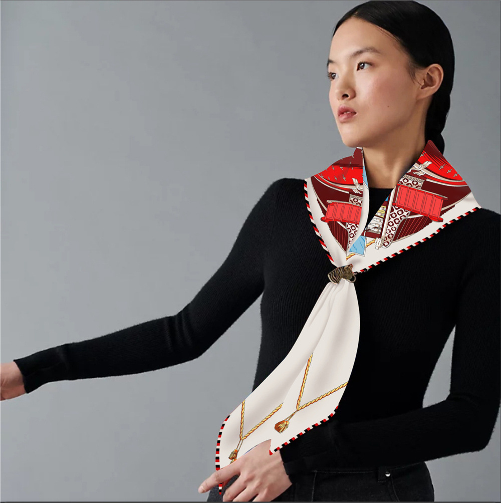 Grand foulard en sergé de soie - Luxury Bags La avis et prix